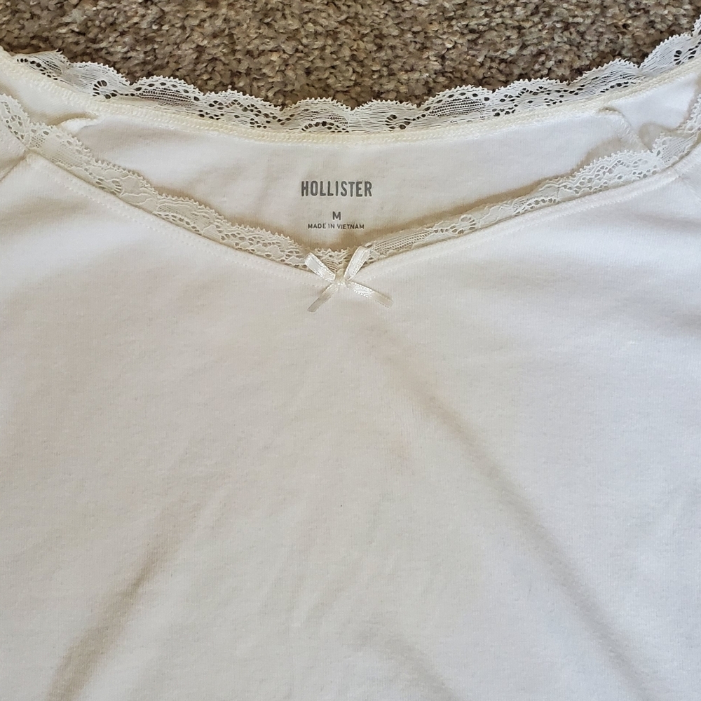 Hollister White Short Sleeve Lace-Trim Tee - Picture 2 of 2